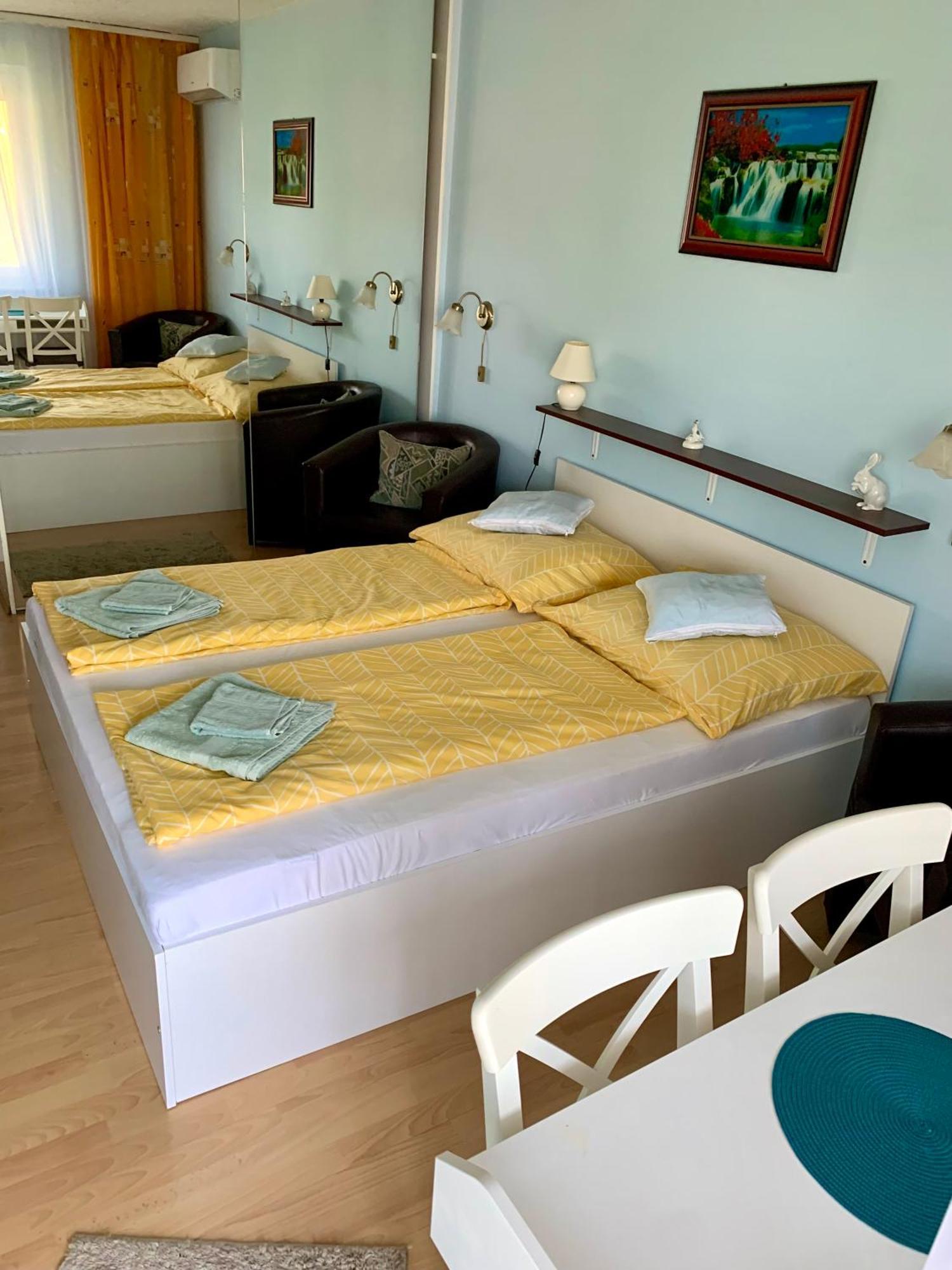Aloe Apartman 쇼프론 외부 사진